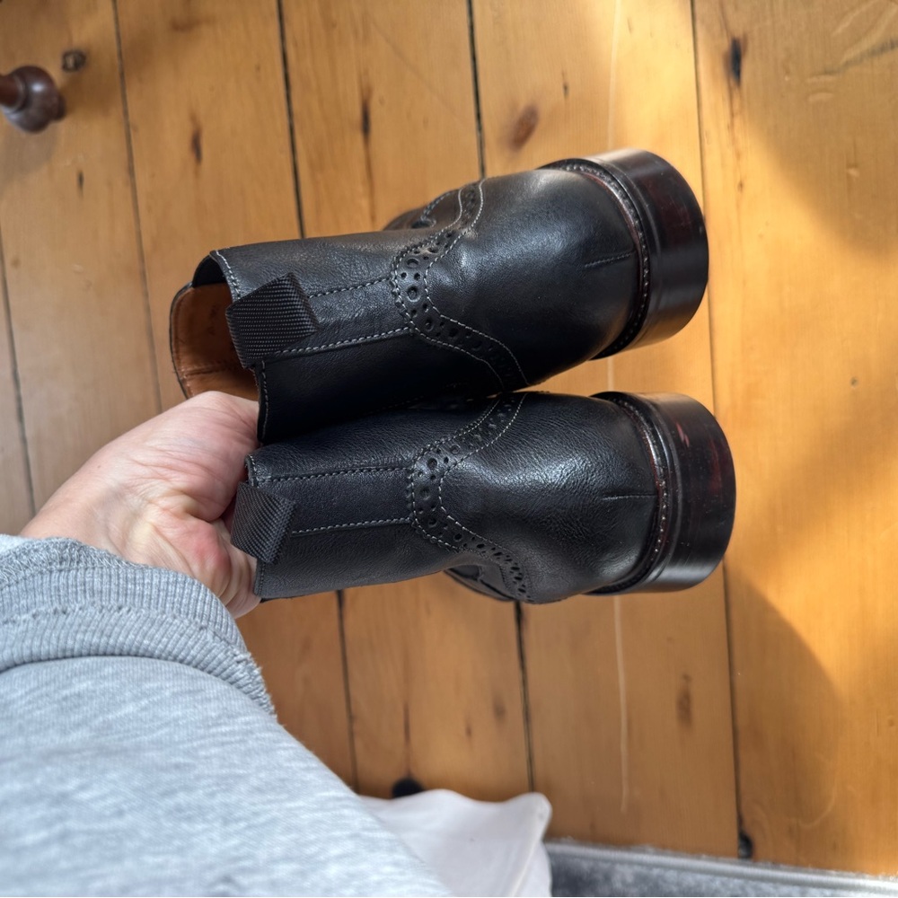 Johnston & Murphy Black Pearce Wingtip Chelsea Boots View 6